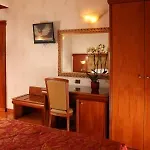 Serena Srl Hotel