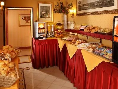 Отель Serena Srl 3*