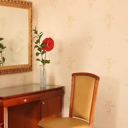 Serena Srl 3*