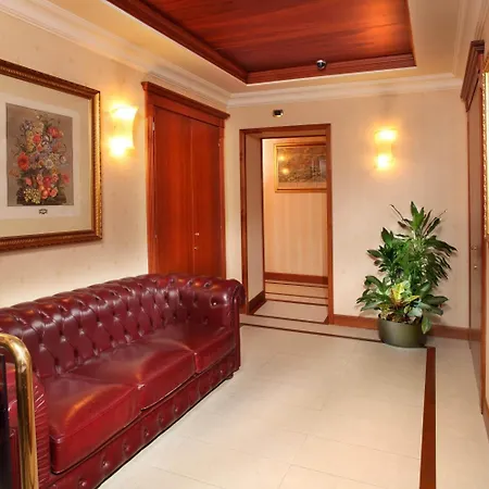 Serena Srl Рим