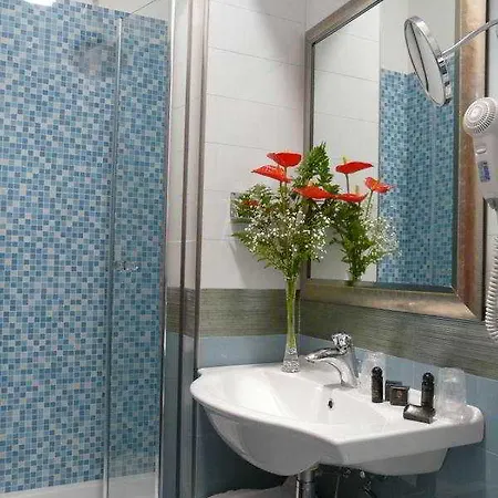 Serena Srl 3* Рим