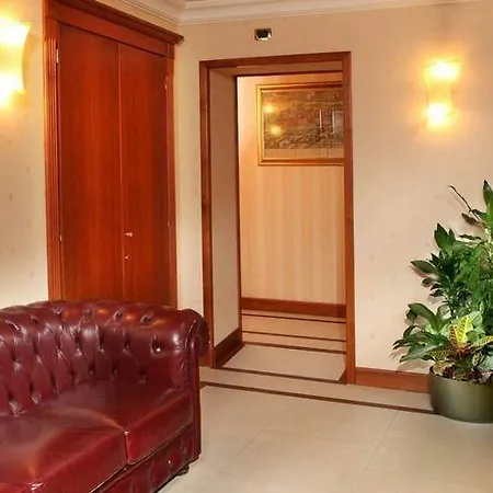 Serena Srl Hotell