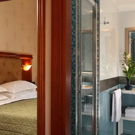 Serena Srl Hotell