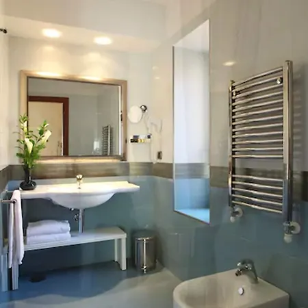 Serena Srl Szálloda 3*