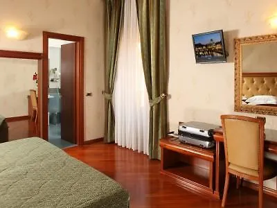 Hotell Serena Srl