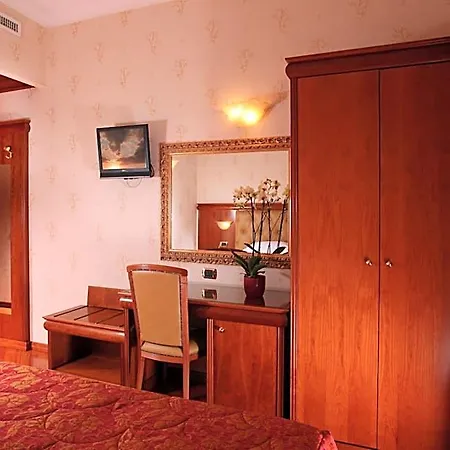 Serena Srl 3*