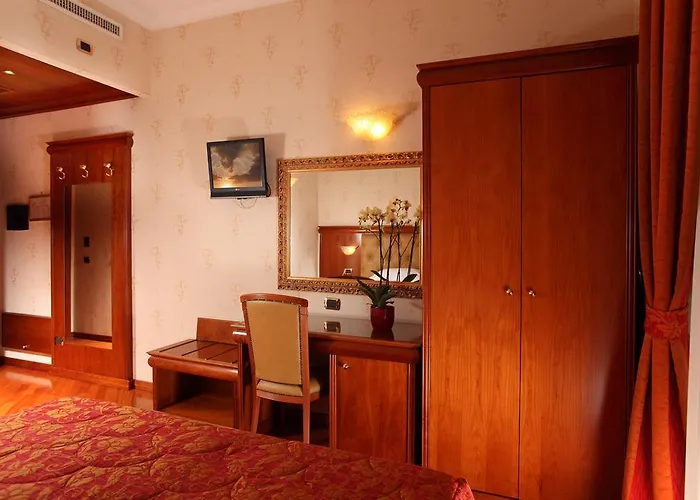 Szálloda Serena Srl 3*