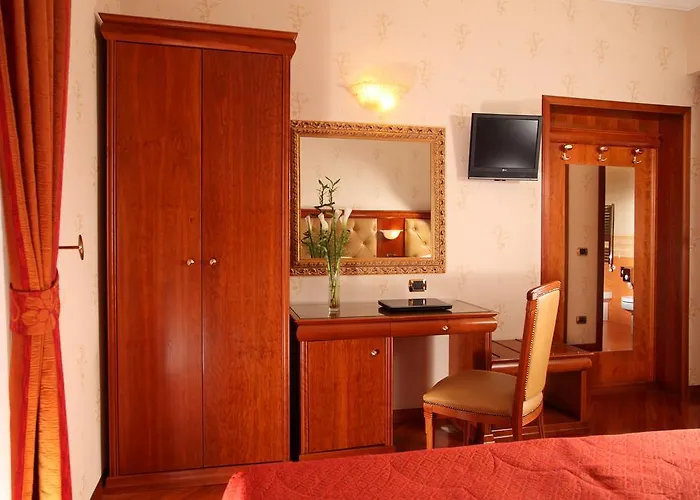 Szálloda Serena Srl 3*