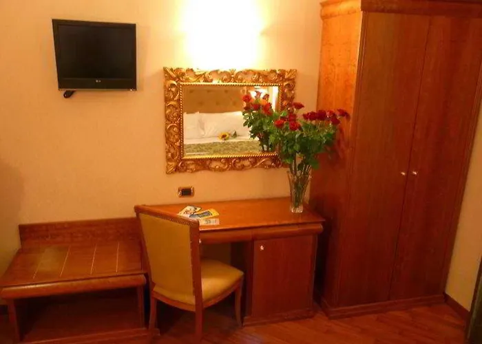 Serena Srl Szálloda 3*