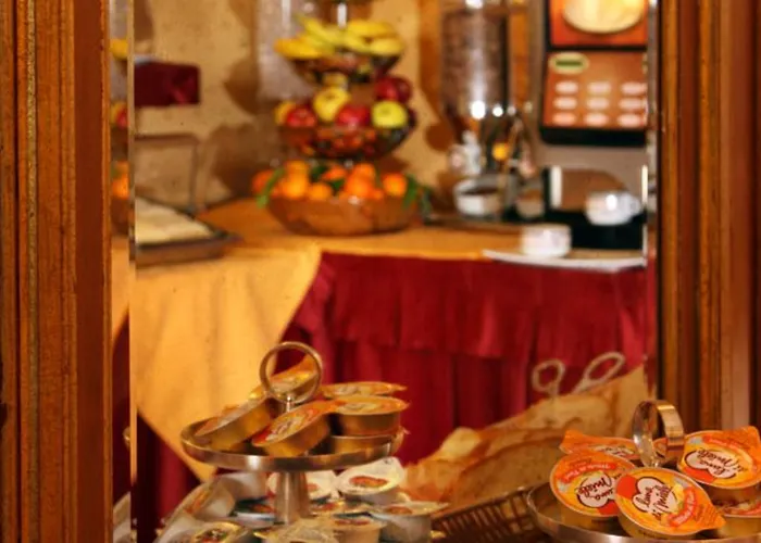 Serena Srl Szálloda 3*